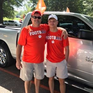 Meet your Posher, Zach